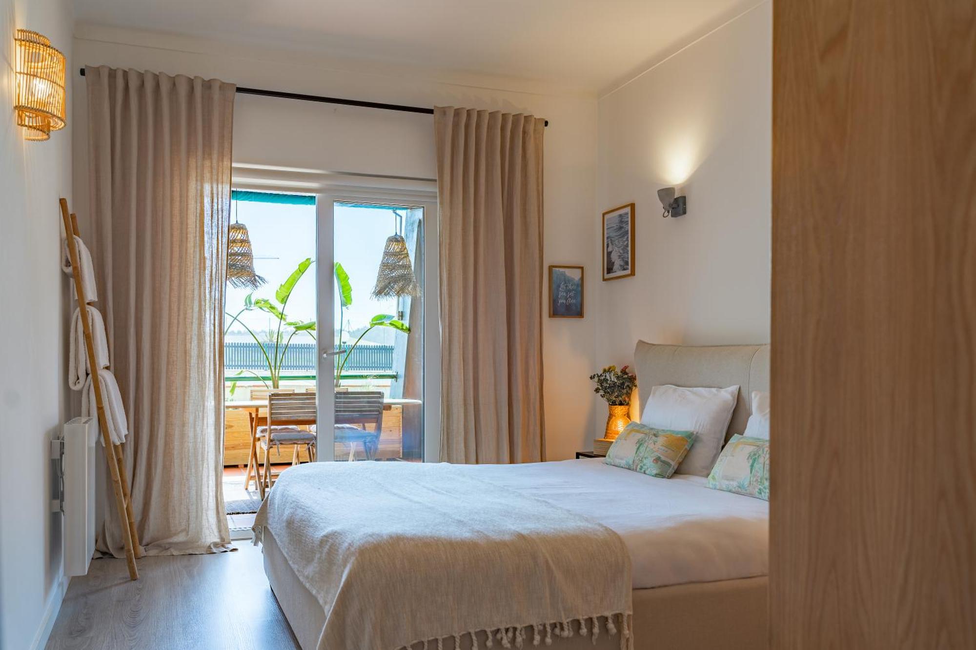 Surf Guesthouse - 7Min Walk To The Beach Pataias Esterno foto