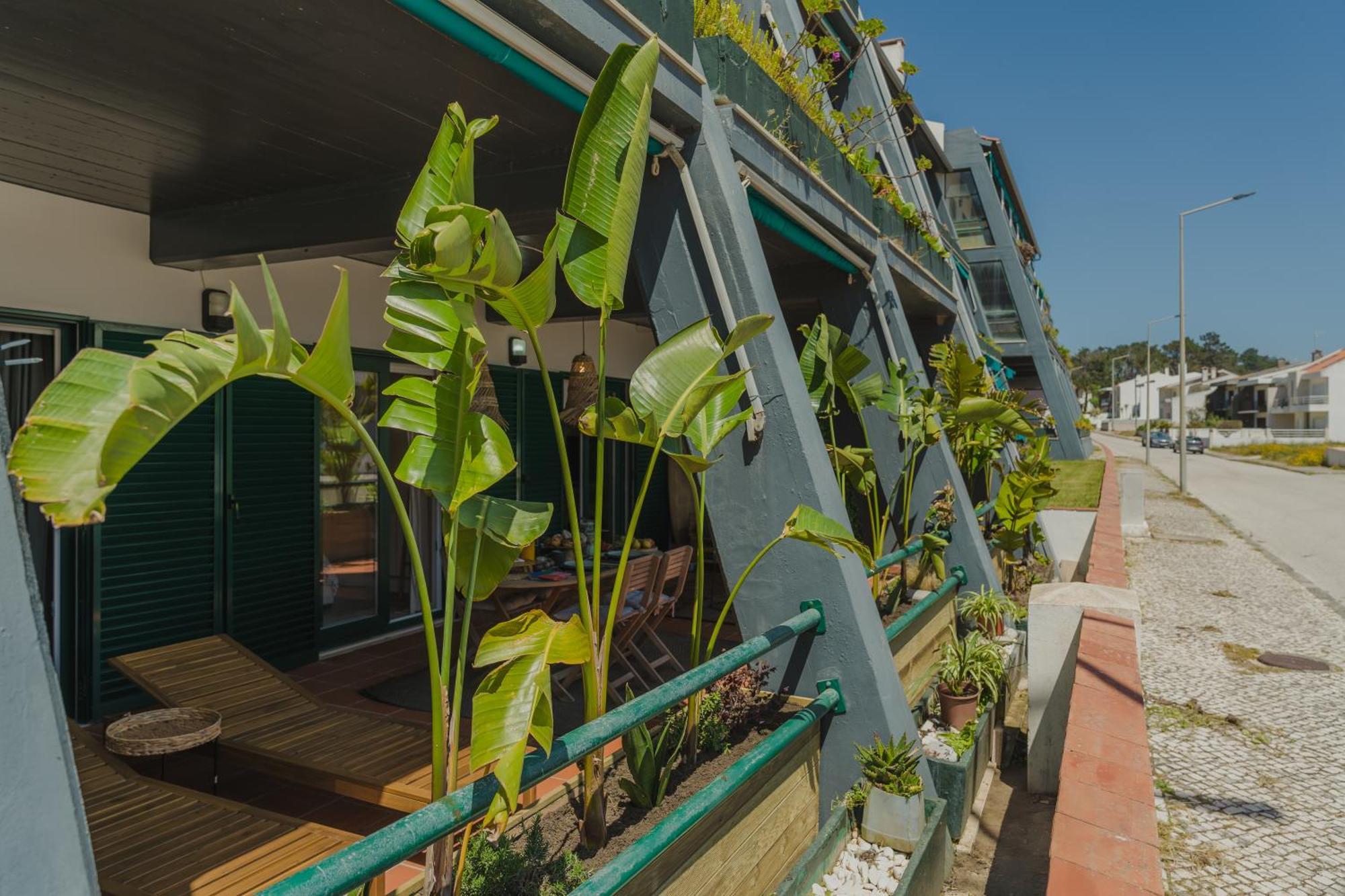 Surf Guesthouse - 7Min Walk To The Beach Pataias Esterno foto